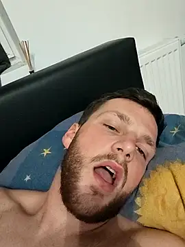 Cosmin224451 online show from September 2025 06:46:01 PM