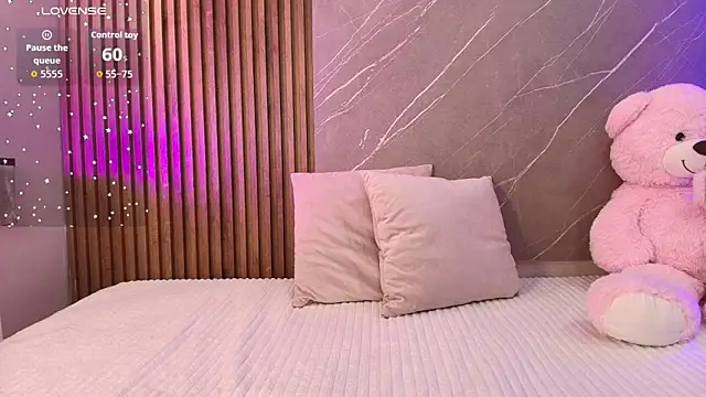 ariana jhonson1 online show from January 2026 12:19:01 PM