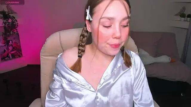 Snapshot of YourMegan chatting on May 2026 06:38:01 PM YourMegan online show from May 2026 06:38:01 PM