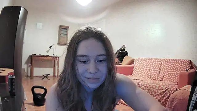 Snapshot of girliemilk chatting on February 2025 05:20:02 PM girliemilk online show from February 2025 05:20:02 PM