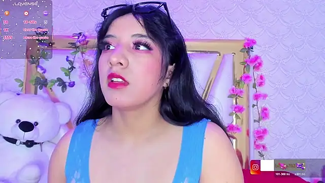 BeccaMathew online show from November 2025 01:17:02 AM