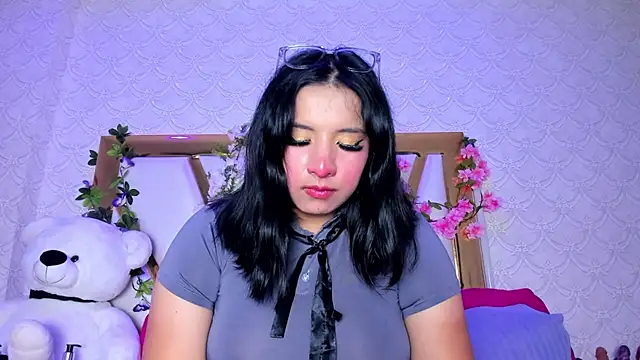 BeccaMathew online show from April 2026 01:09:02 AM