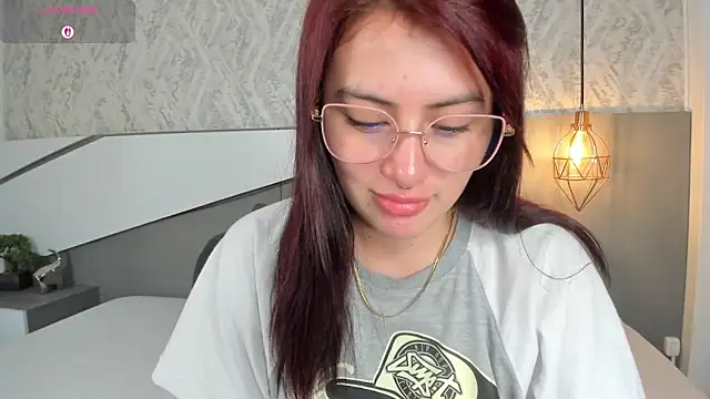 Snapshot of Miile_Evans chatting on March 2025 04:38:02 PM Miile Evans online show from March 2025 04:38:02 PM