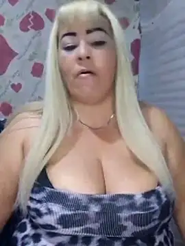 BonniAdams online show from November 2025 12:47:01 AM