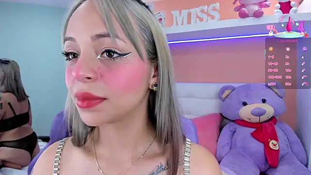 miss  lizeth online show from March 2025 06:00:01 PM