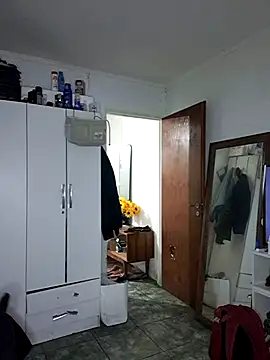 liamlara online show from November 2025 12:24:02 AM