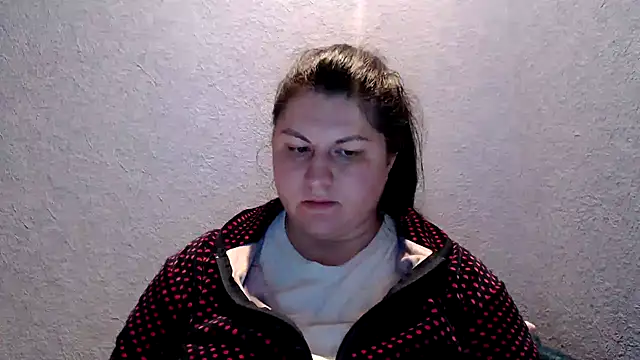 KiraSwee online show from October 2025 05:23:02 PM