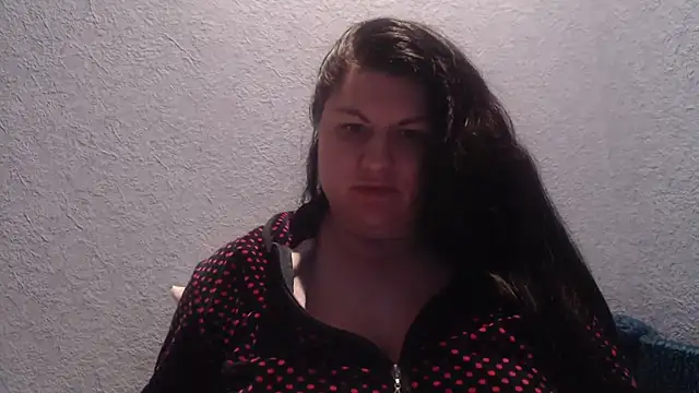 KiraSwee online show from December 2025 05:31:02 PM