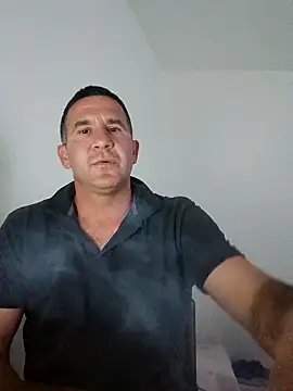 Mister1985 online show from October 2025 04:29:02 PM
