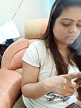 blue-berry07 online show from October 2025 04:33:02 AM