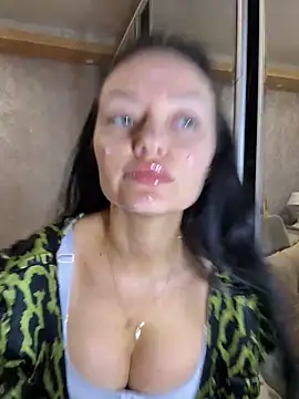 Snapshot of AlessiaExquisit chatting on April 2026 04:39:01 PM AlessiaExquisit online show from April 2026 04:39:01 PM