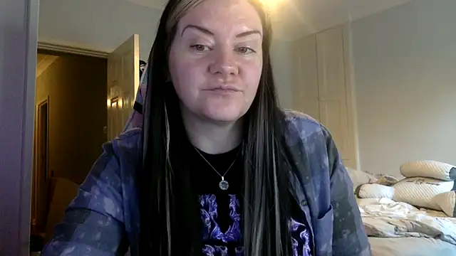 AureliaXOX online show from February 2025 11:45:02 AM