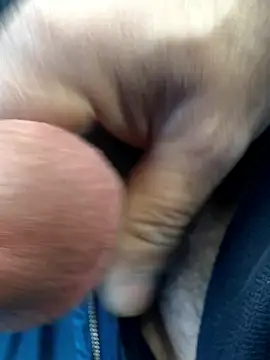 Snapshot of sark0606 chatting on January 2026 11:03:02 AM sark0606 online show from January 2026 11:03:02 AM