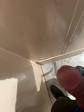 Snapshot of sark0606 chatting on February 2026 06:52:01 PM sark0606 online show from February 2026 06:52:01 PM