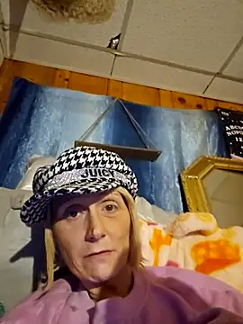 Snapshot of beautifulme23 chatting on February 2025 06:20:02 AM beautifulme23 online show from February 2025 06:20:02 AM