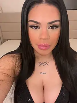 mrsbellanova online show from February 2025 08:57:01 PM