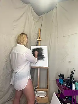 Trixiekittycutie online show from February 2025 09:07:02 PM