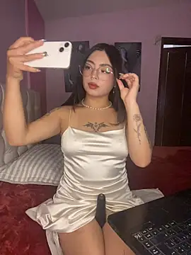 Snapshot of Valu_euphoria chatting on June 2026 07:19:01 PM Valu euphoria online show from June 2026 07:19:01 PM