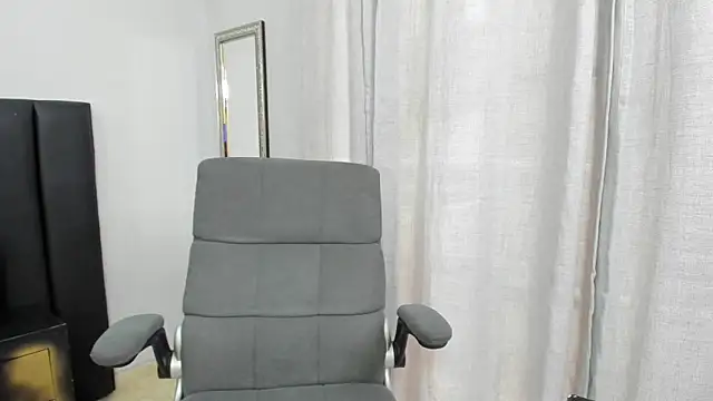 ISAAC CRYSTON online show from February 2025 01:33:01 PM