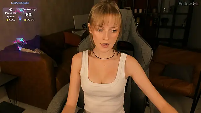 KiraMontoya online show from November 2025 05:25:01 PM