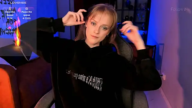 KiraMontoya online show from December 2025 08:36:02 PM