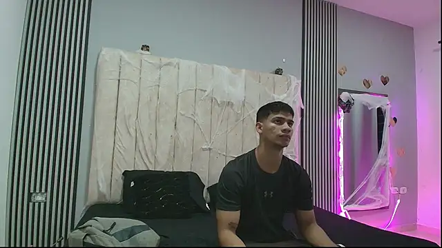 ANDRES STUD online show from October 2025 04:33:02 AM