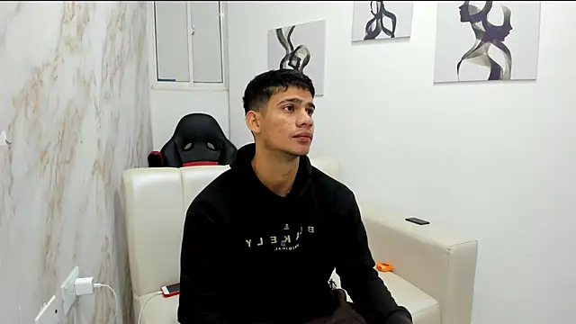 ANDRES STUD online show from October 2025 04:12:01 AM