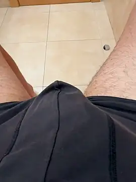 polpolo21 online show from February 2026 05:17:02 PM