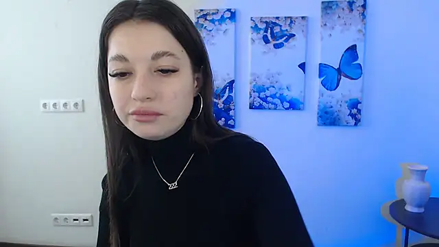 Eva Eldis online show from February 2025 01:01:01 PM