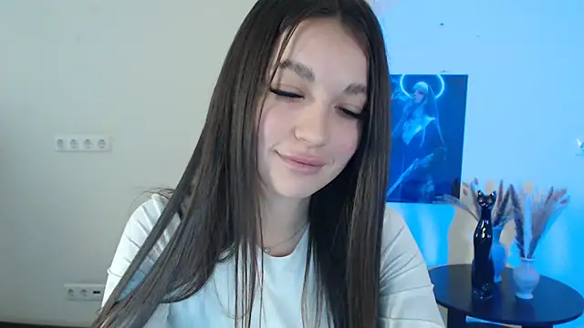 Eva Eldis online show from March 2025 03:29:01 PM