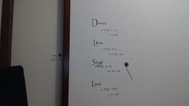 Eva Eldis online show from September 2025 01:33:01 PM