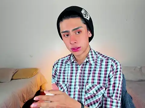 Snapshot of steve__gray chatting on February 2025 03:19:02 PM steve gray online show from February 2025 03:19:02 PM