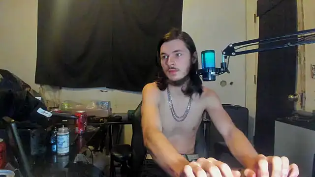 nuttyking2022 online show from February 2025 01:44:01 PM