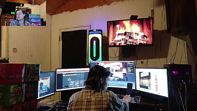 Snapshot of nuttyking2022 chatting on February 2026 04:19:02 AM nuttyking2022 online show from February 2026 04:19:02 AM