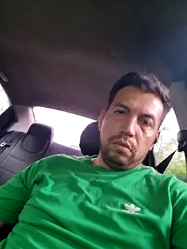 Snapshot of reyarturs13 chatting on February 2025 09:29:01 PM reyarturs13 online show from February 2025 09:29:01 PM