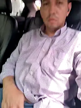 Snapshot of reyarturs13 chatting on February 2025 05:10:02 PM reyarturs13 online show from February 2025 05:10:02 PM