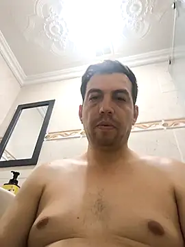 Snapshot of reyarturs13 chatting on March 2026 01:34:01 AM reyarturs13 online show from March 2026 01:34:01 AM