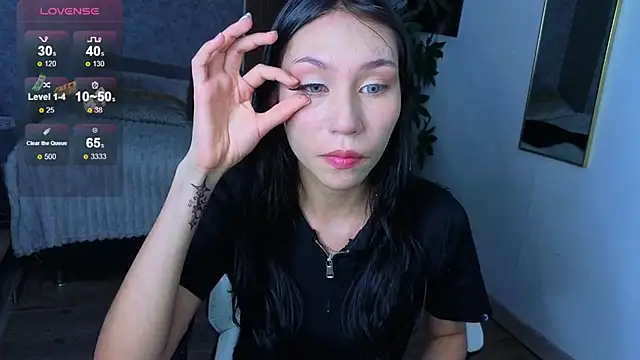 Snapshot of Miaa_Lee7 chatting on July 2026 09:40:02 PM Miaa Lee7 online show from July 2026 09:40:02 PM