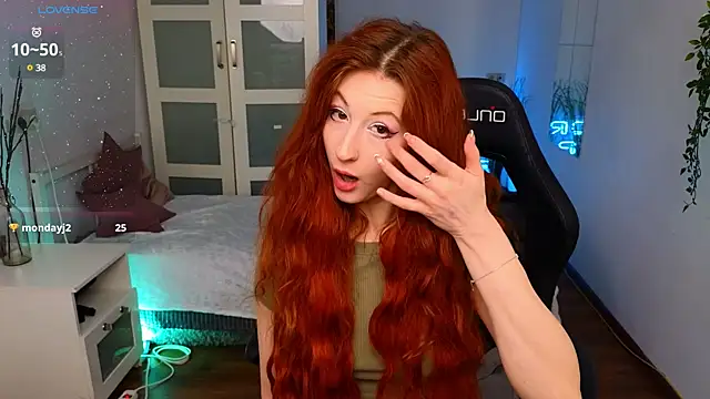 Snapshot of Katy_diamond_ chatting on February 2025 05:24:01 AM Katy diamond online show from February 2025 05:24:01 AM