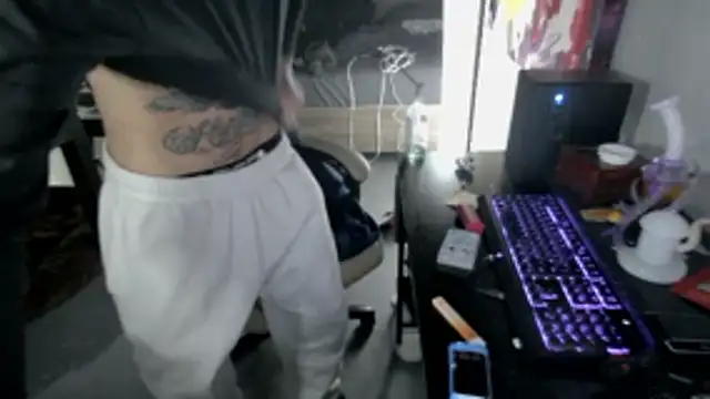 BadJewfucks online show from December 2025 02:50:02 AM