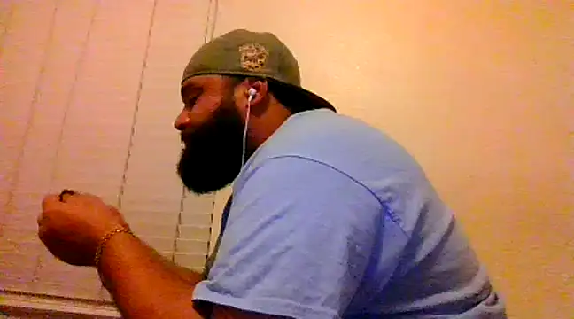 Snapshot of chubbstix chatting on February 2025 06:00:01 AM chubbstix online show from February 2025 06:00:01 AM