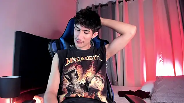 NovaaWheler online show from October 2025 07:12:02 PM