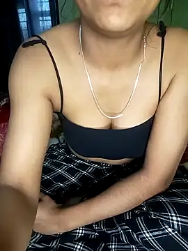 Snapshot of sufiya-ji chatting on February 2025 04:07:01 AM sufiya-ji online show from February 2025 04:07:01 AM