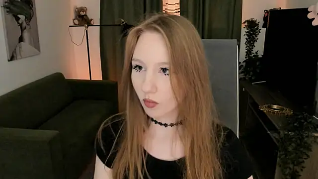 Snapshot of DariaTate chatting on May 2026 11:39:02 AM DariaTate online show from May 2026 11:39:02 AM