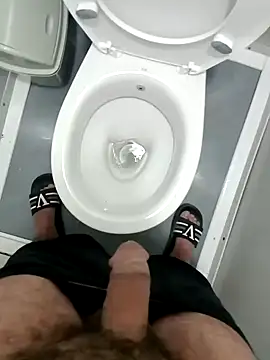 Snapshot of bigcockturk3 chatting on February 2025 07:41:02 PM bigcockturk3 online show from February 2025 07:41:02 PM