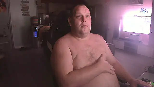 Hotfire-112 online show from April 2026 09:12:02 PM