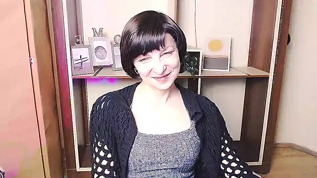  AngeliaFlow  online show from April 2026 07:58:02 AM