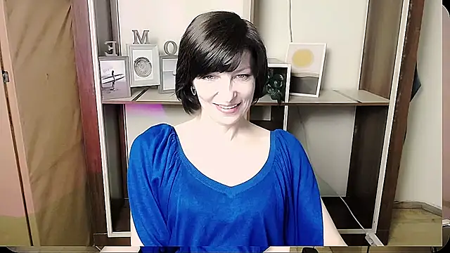 Snapshot of _AngeliaFlow_ chatting on June 2026 07:36:01 AM AngeliaFlow online show from June 2026 07:36:01 AM