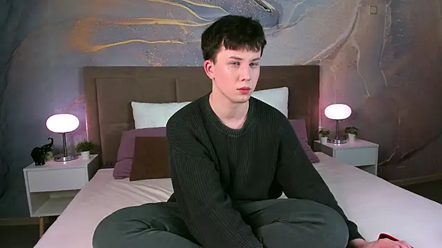 AdrianoAubert online show from September 2025 03:10:01 AM