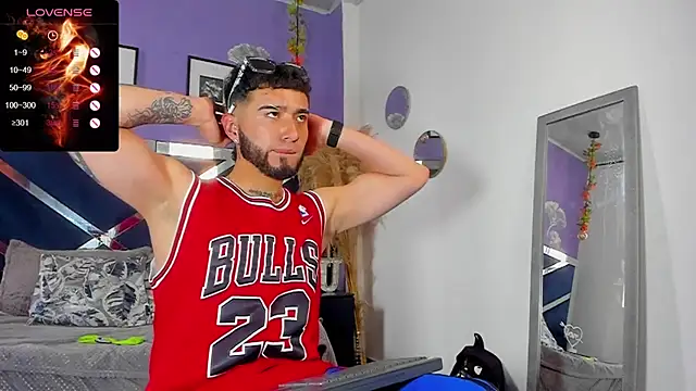 Noa Bonucci online show from March 2025 02:02:02 PM